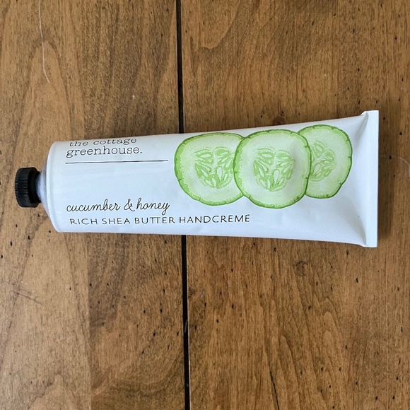 The Cottage Greenhouse Cucumber & Honey Handcreme 4oz - Picture 1 of 3